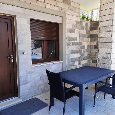 Bellevue 1 Apartment Изола Екстериор снимка