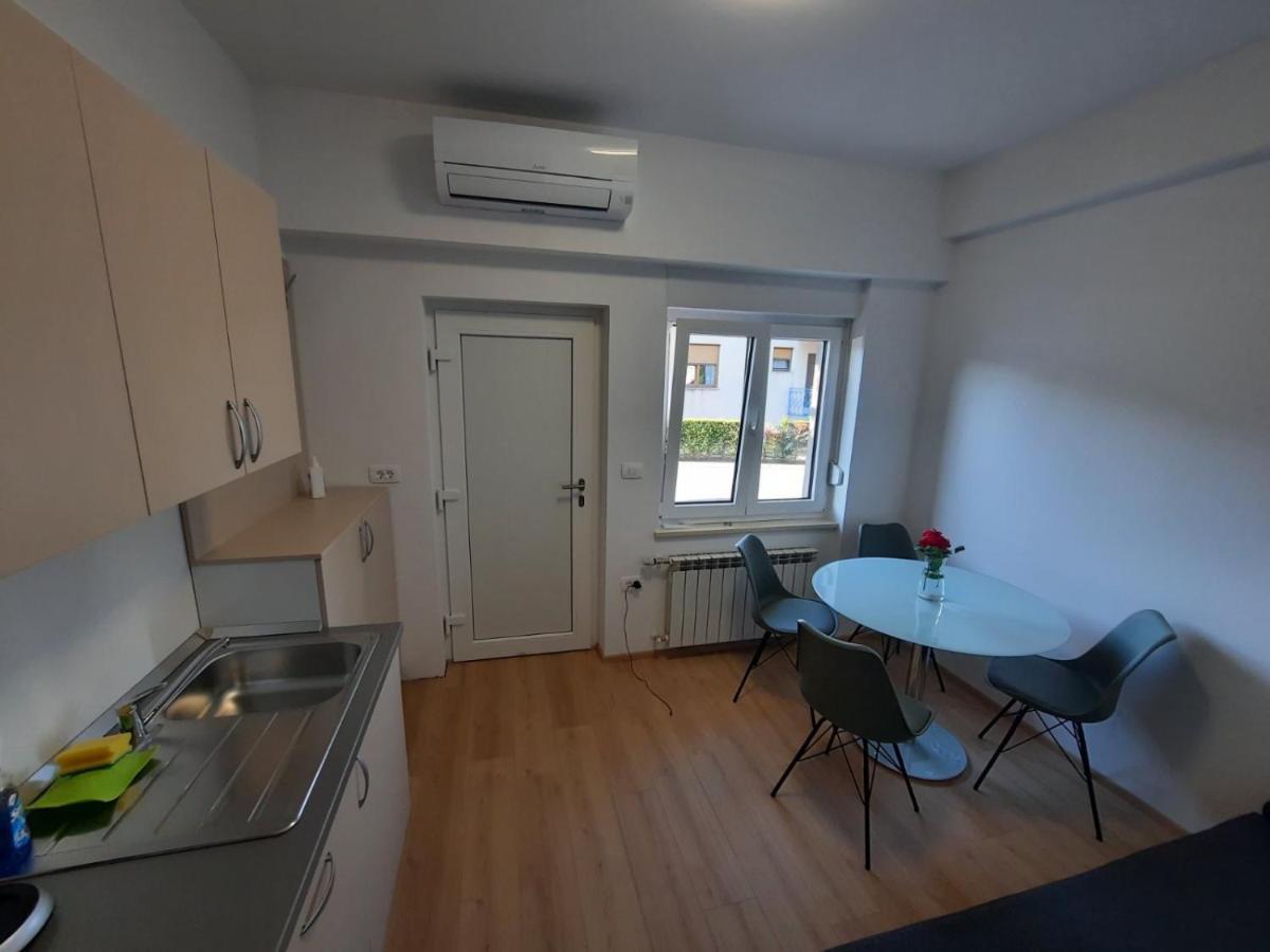 Bellevue 1 Apartment Изола Екстериор снимка