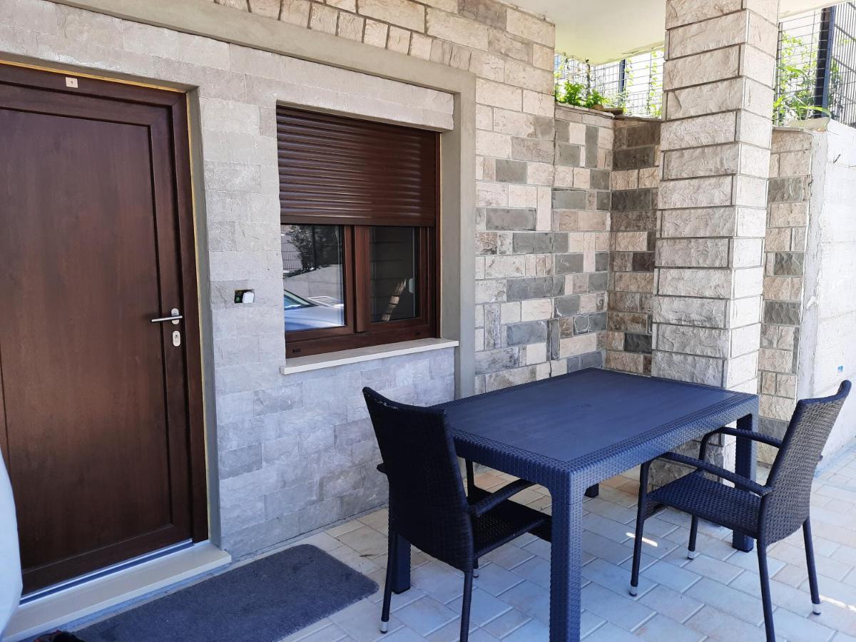 Bellevue 1 Apartment Изола Екстериор снимка
