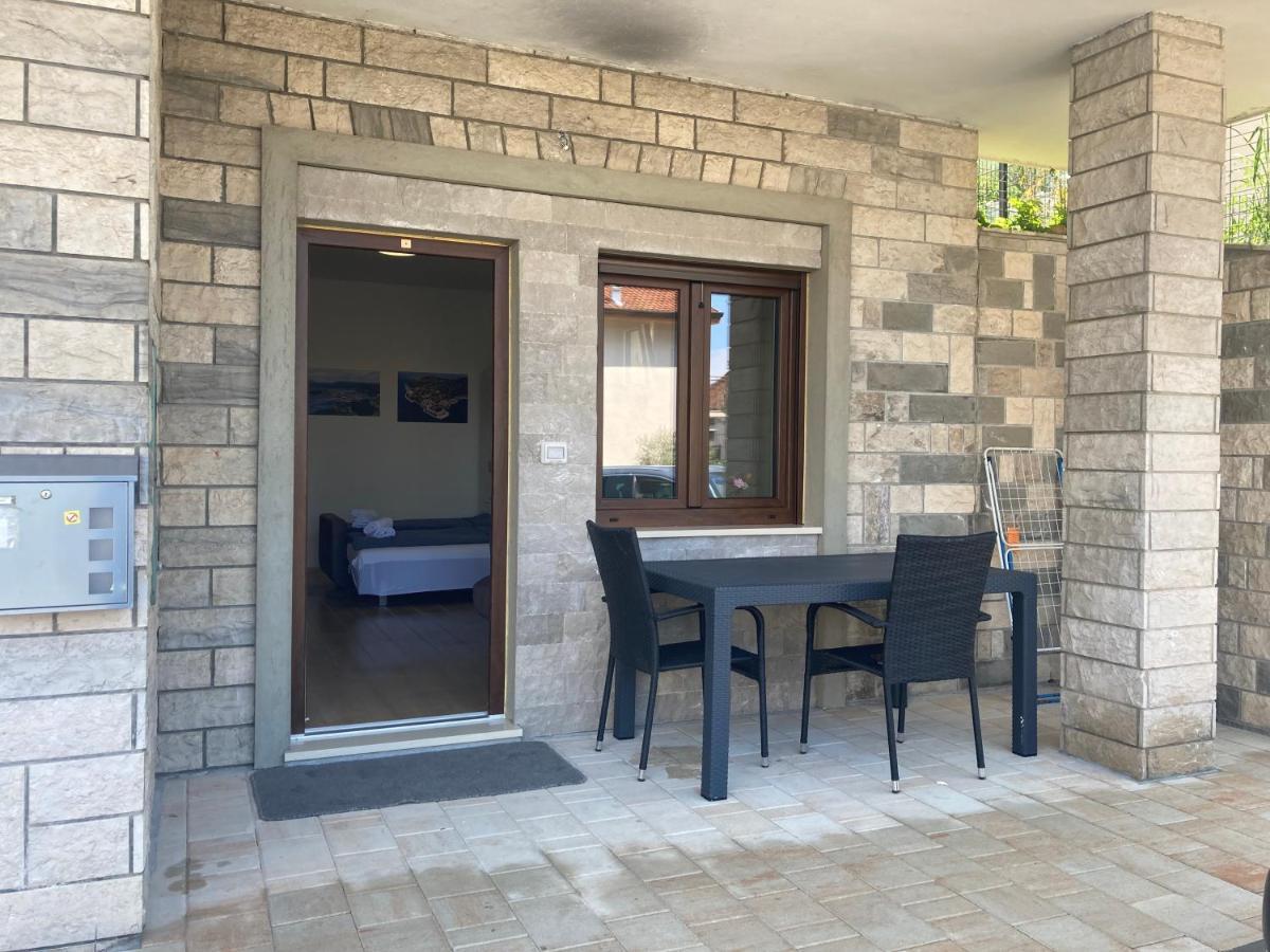 Bellevue 1 Apartment Изола Екстериор снимка